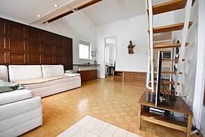 Квартира в районе Бежиград с 4-5 комнатами