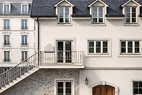 Офисное здание в центре города